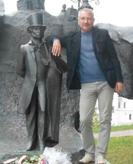 Александр Липатов